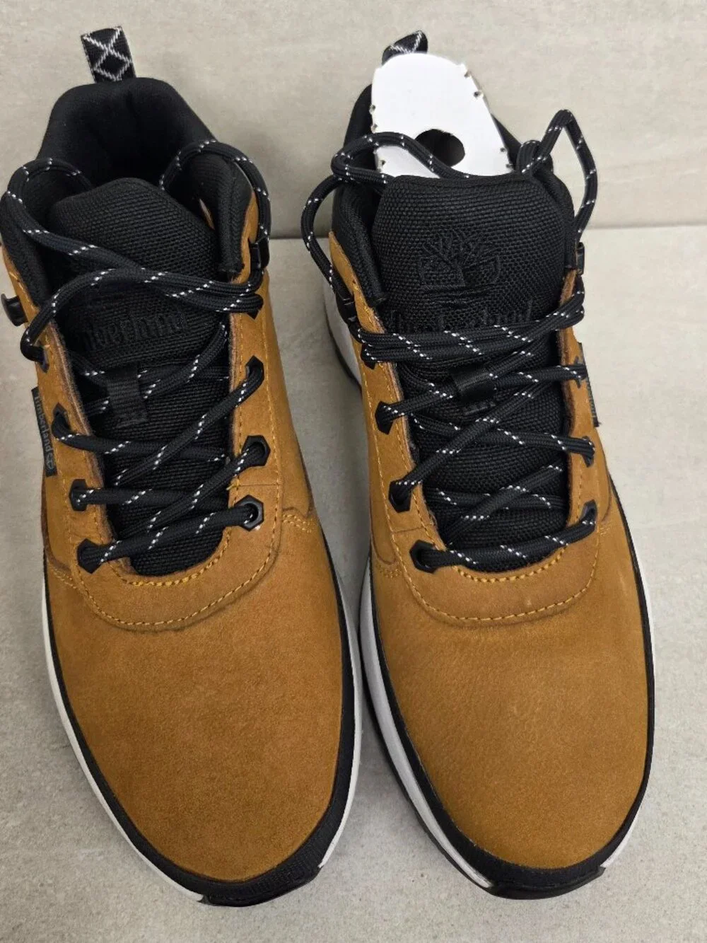 Timberland Men's Field Trekker Sneakers New in Box Size 7.5 Men's Wheat